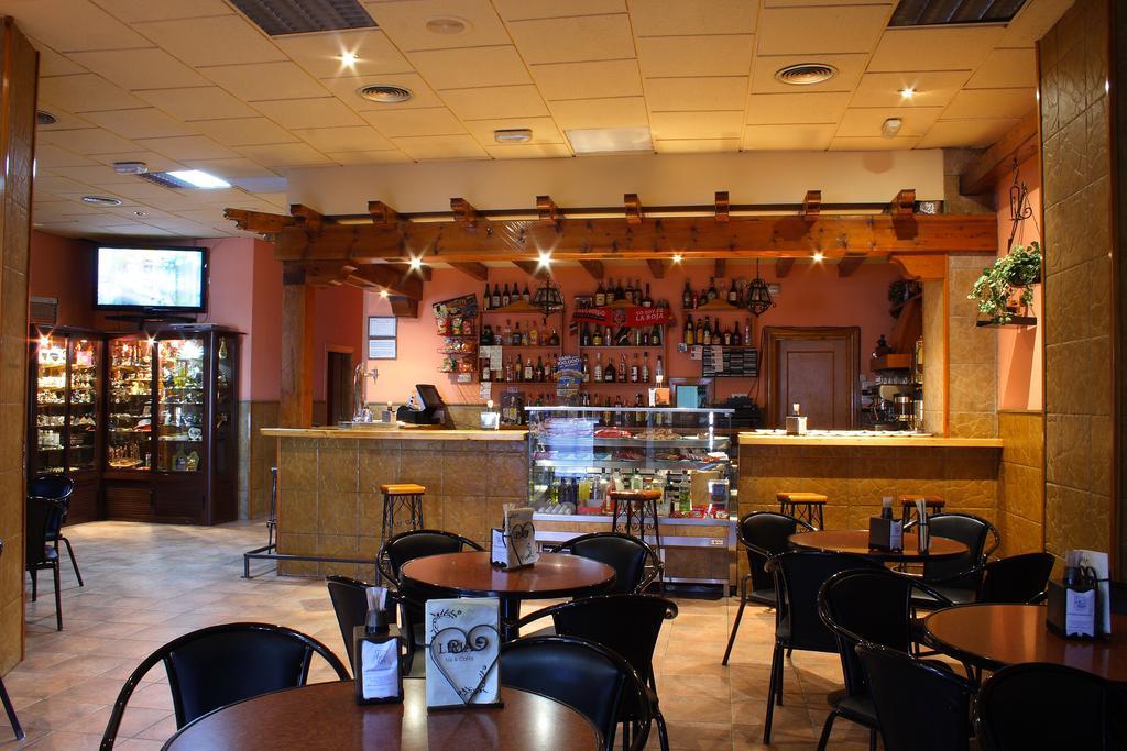 Limas Hotel